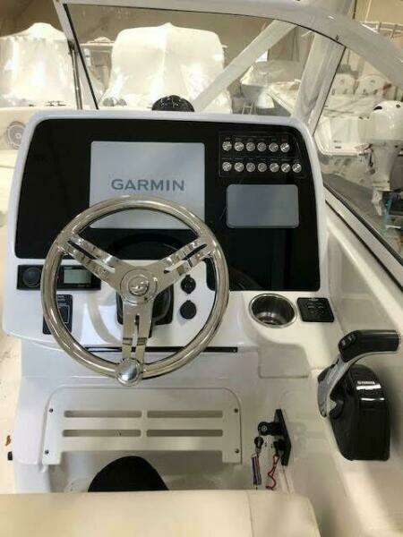 2018 Edgewater 248CX Crossover