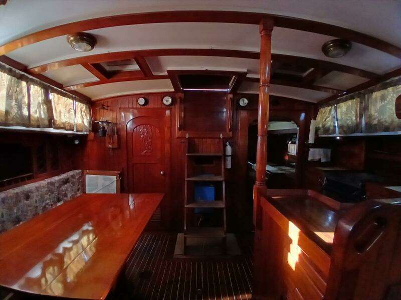 1980 Hardin Center Cockpit