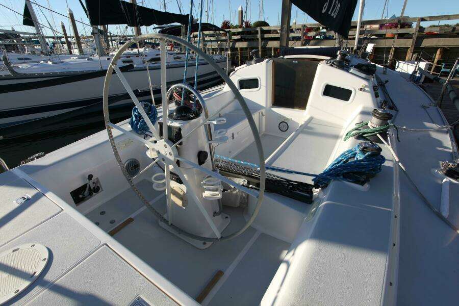 1996 J Boats 120