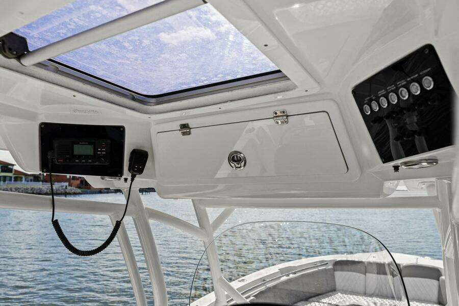 2018 Sea Fox 288 Commander