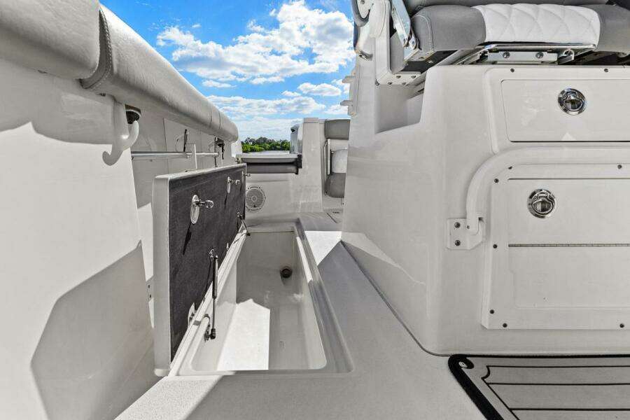 2018 Sea Fox 288 Commander