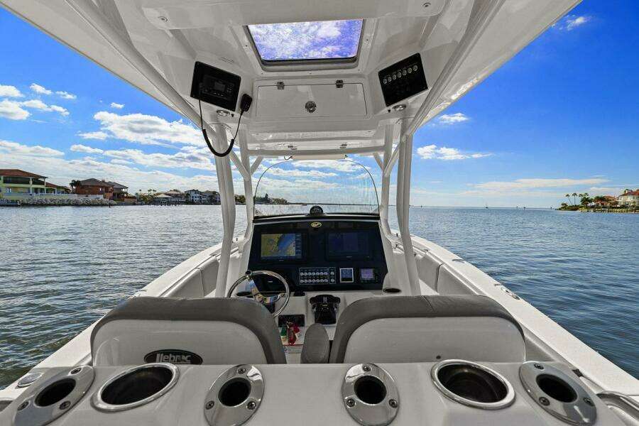 2018 Sea Fox 288 Commander