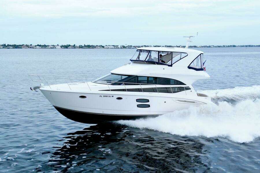 2013 Meridian 441 Sedan