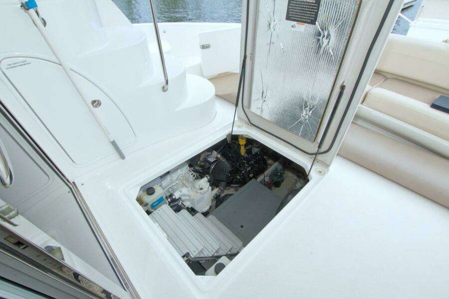 2013 Meridian 441 Sedan