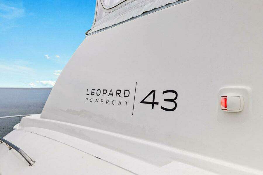 2019 Leopard 43 Powercat