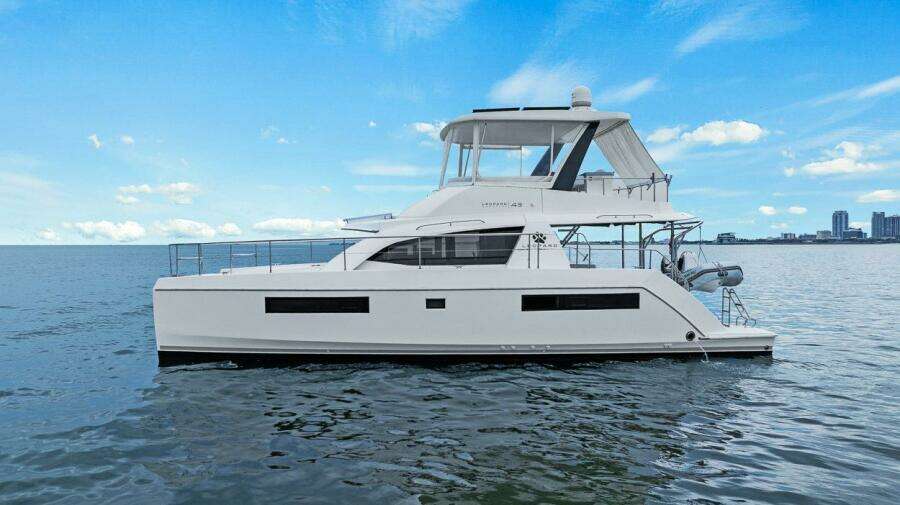 2019 Leopard 43 Powercat