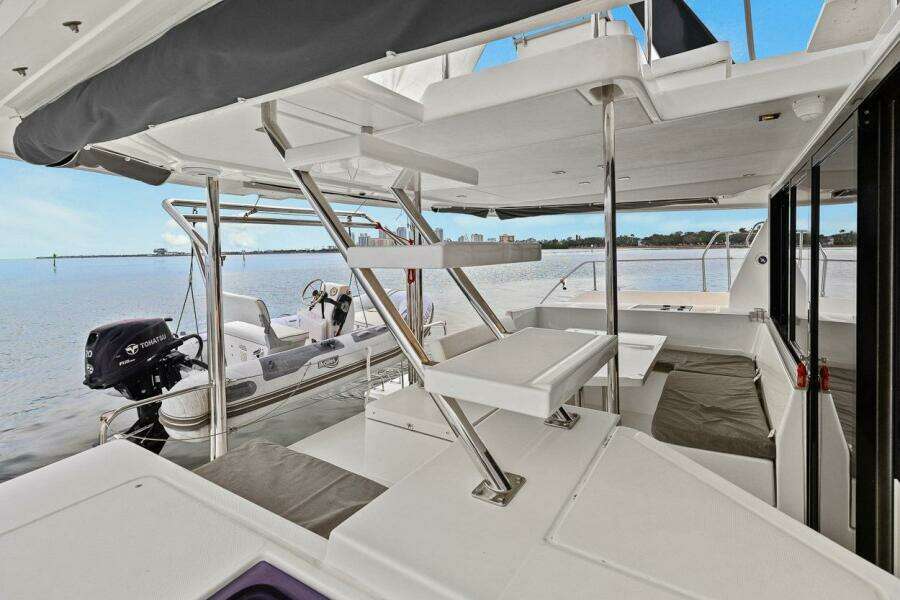 2019 Leopard 43 Powercat