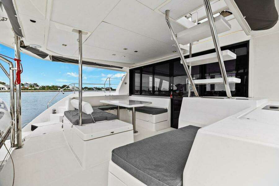 2019 Leopard 43 Powercat