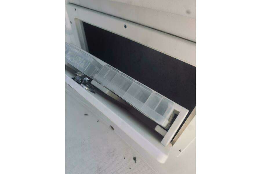 2022 Robalo R272 Center Console