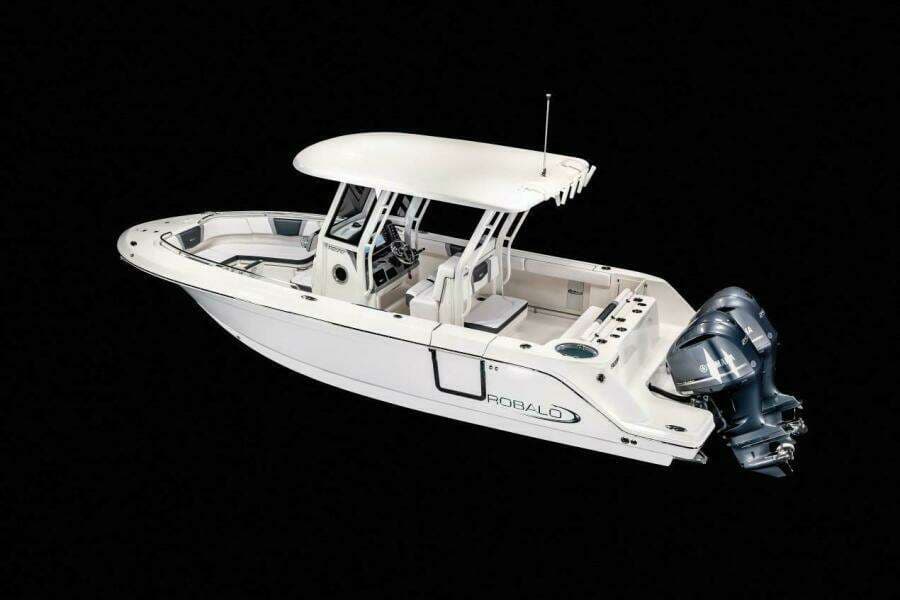 2022 Robalo R272 Center Console