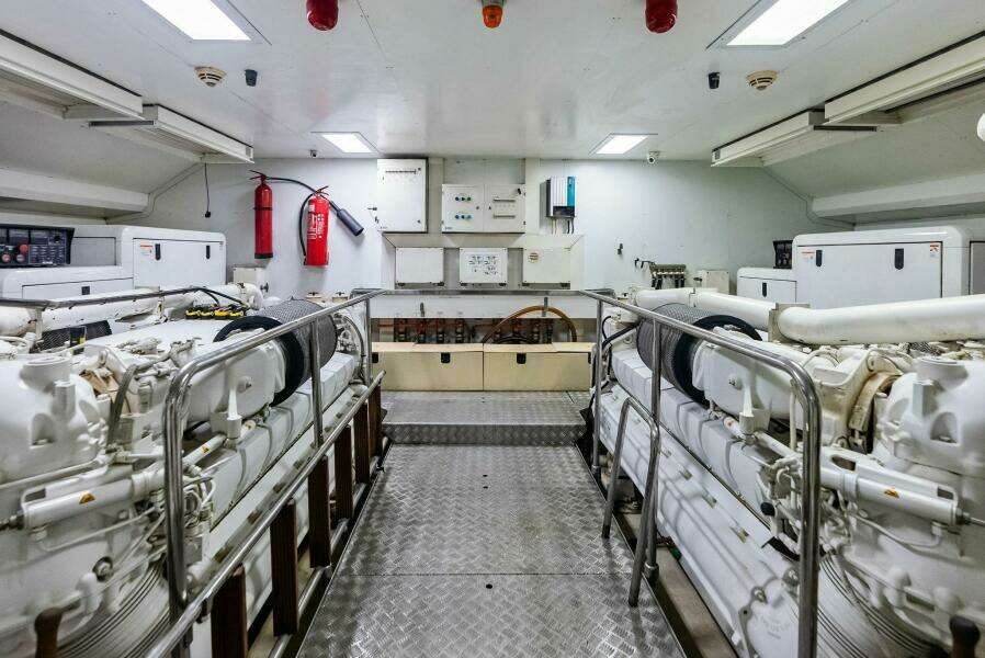 2014 Custom Line 100