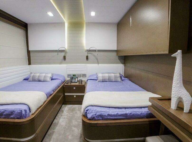 2014 Custom Line 100