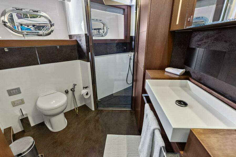 2014 Custom Line 100