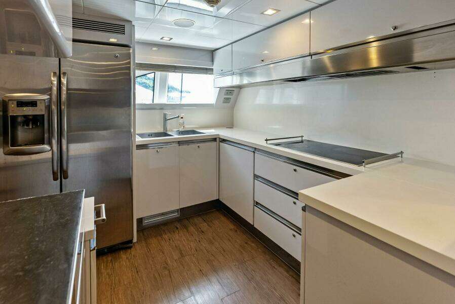 2014 Custom Line 100