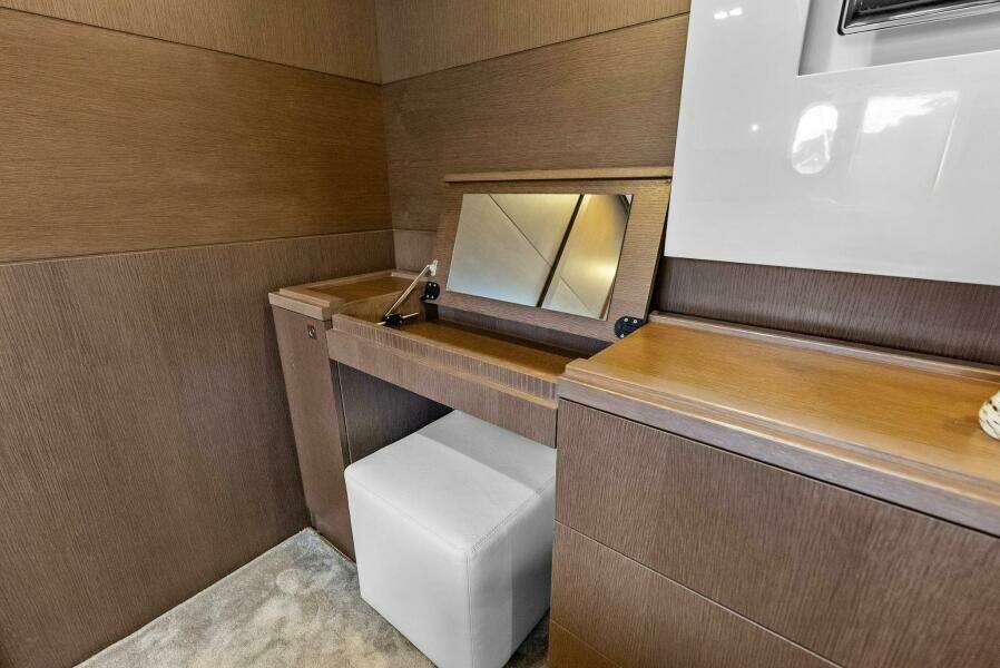 2014 Custom Line 100