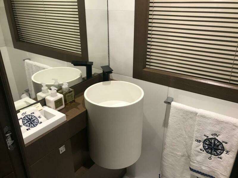 2014 Custom Line 100