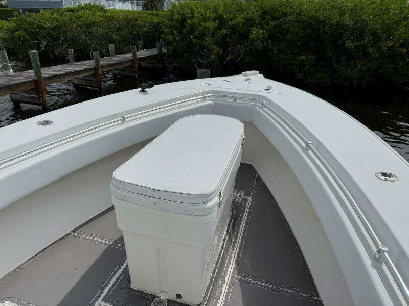 2011 Contender 32 ST