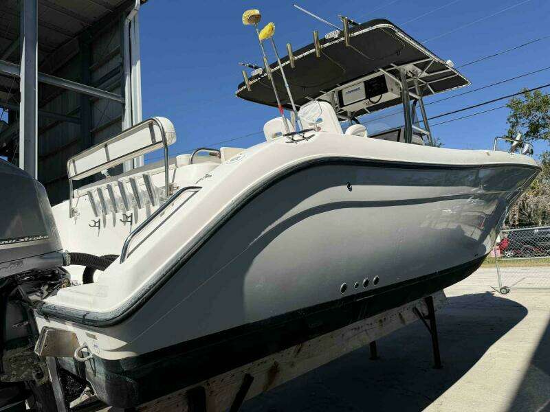 2004 Century 3200 Center Console