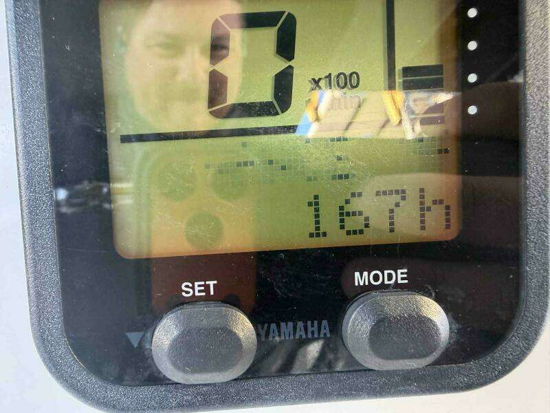 2004 Century 3200 Center Console