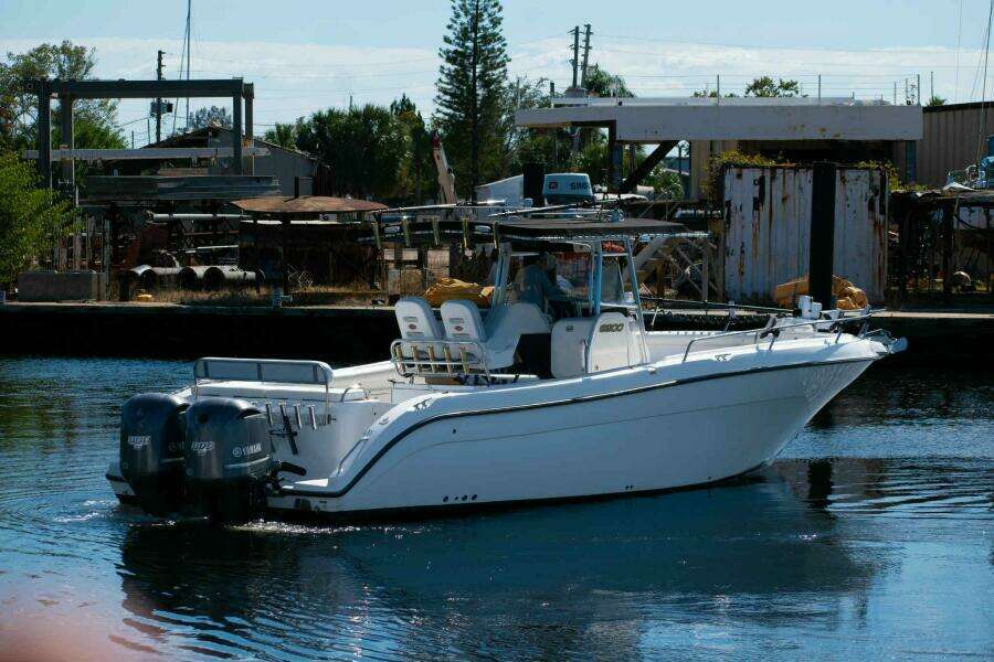 2004 Century 3200 Center Console