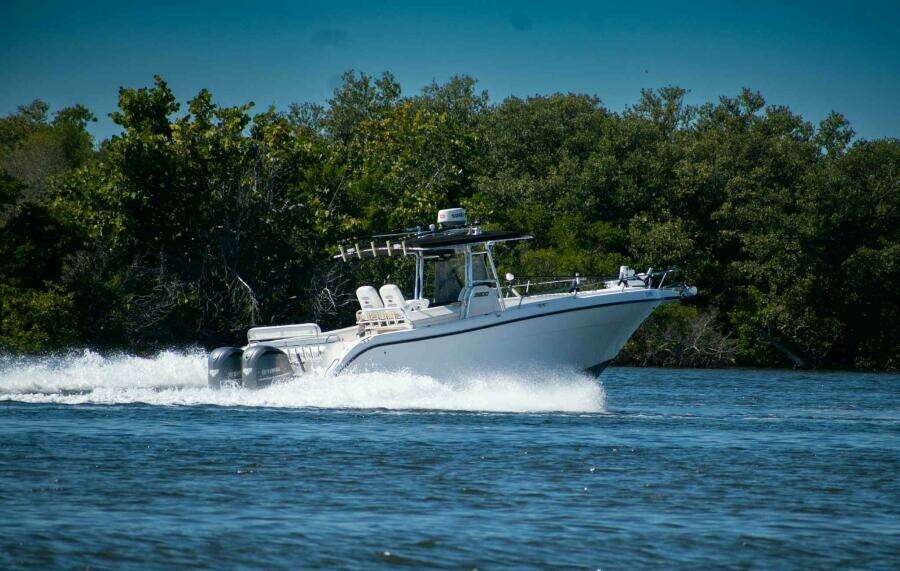 2004 Century 3200 Center Console