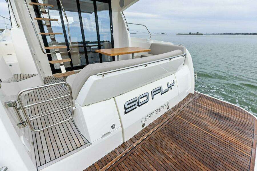 2022 Prestige 420 FLybridge SO FLY 