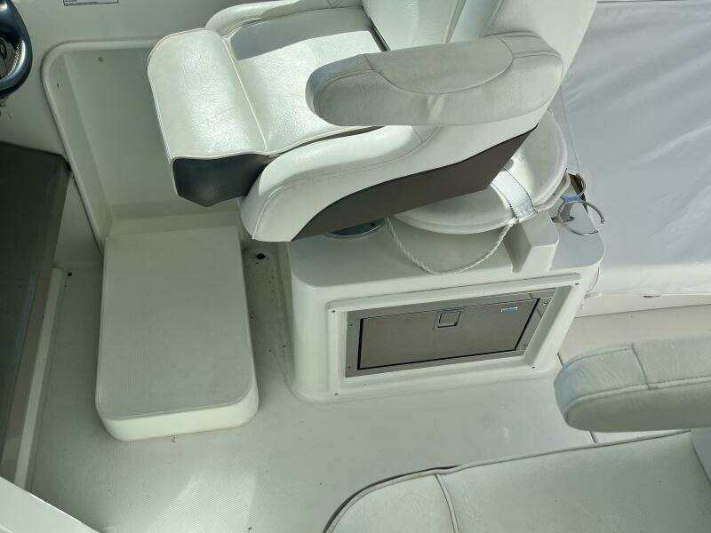 Cruisers 390 Sport Coupe