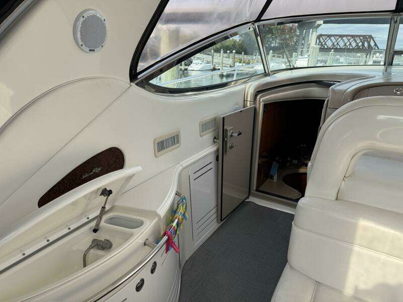 2001 Sea Ray 510 SUNDANCER