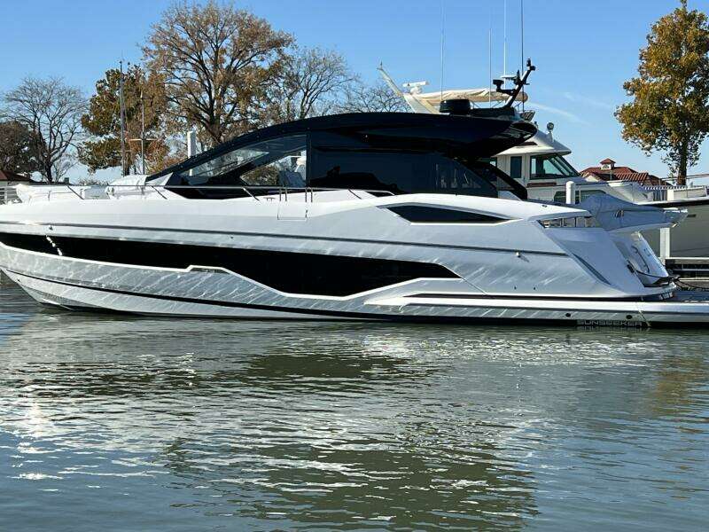 2026 Sunseeker 55 Predator