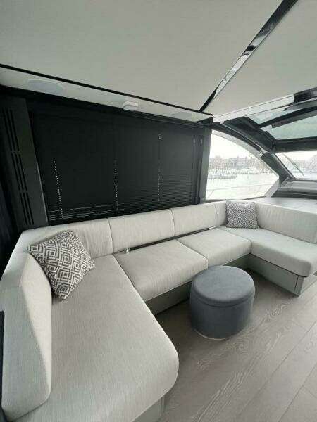 2026 Sunseeker 55 Predator