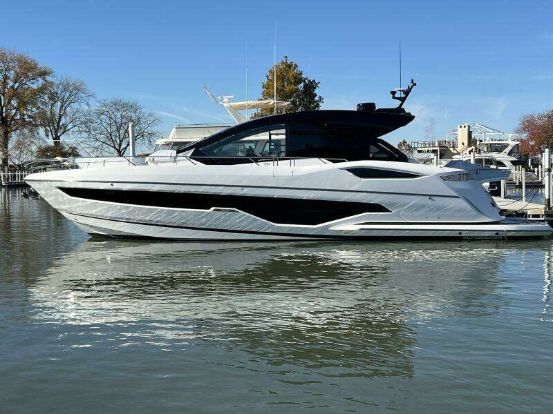 2026 Sunseeker 55 Predator