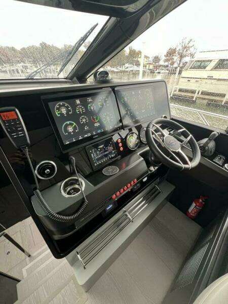 2026 Sunseeker 55 Predator