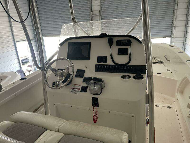 2020 Twin Vee 230 JP CC