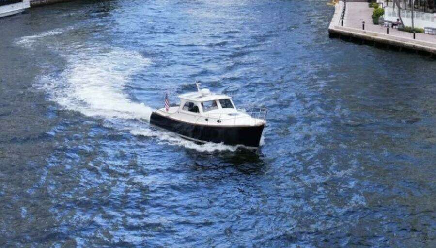 2003 Hinckley 36 Picnic Boat EP