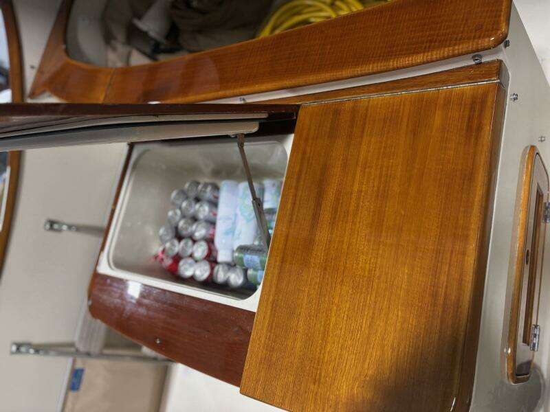 2003 Hinckley 36 Picnic Boat EP