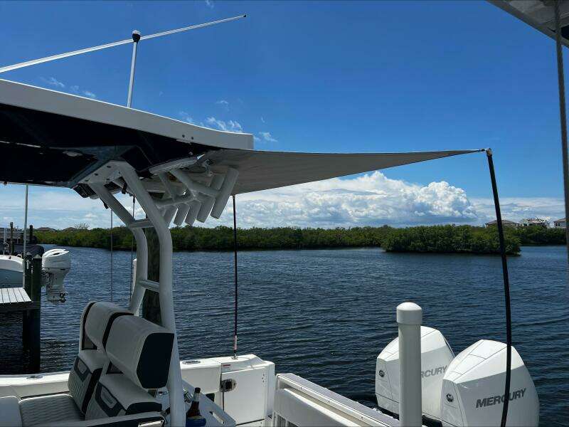 2023 Blackfin 272 CC