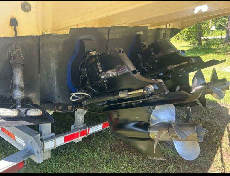 2006 Sea Ray 300 Sundancer