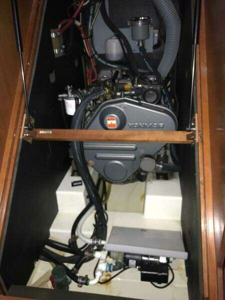 2012 Beneteau Oceanis ICW