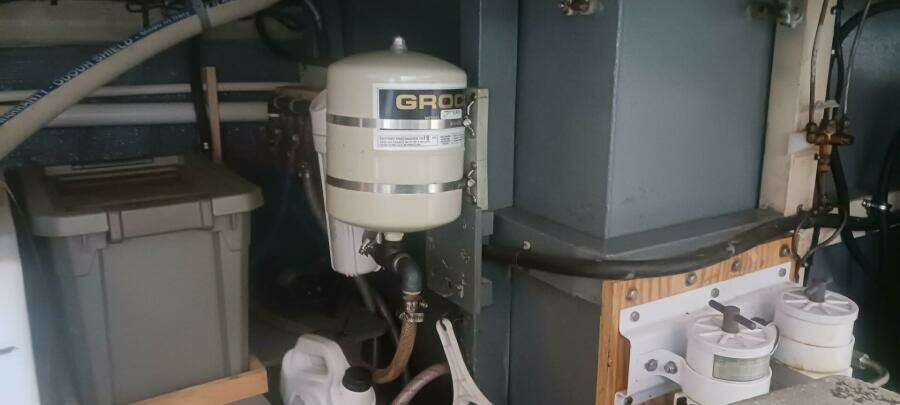 1977 Grand Banks 36 Classic