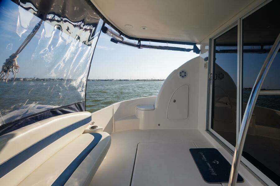 2010 Meridian 391 Motor Yacht