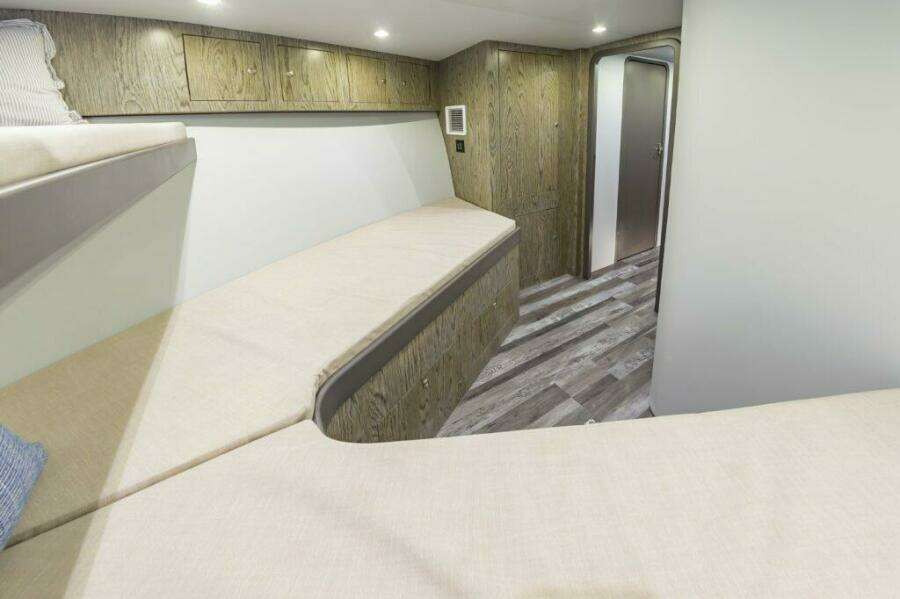 98037acf 562e 4399 B3ba B24fa2c44661