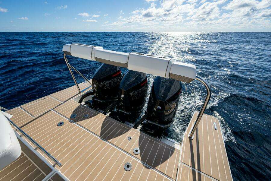 2022 Formula 380 ssc