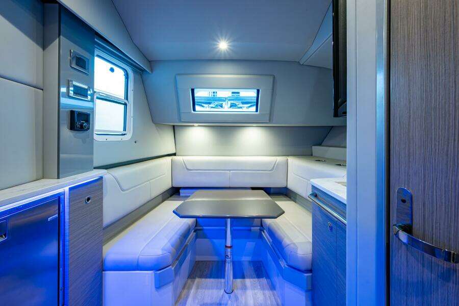 2022 Formula 380 ssc