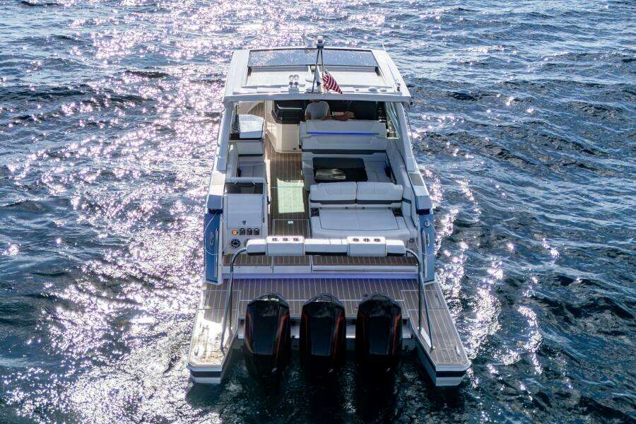 2022 Formula 380 ssc