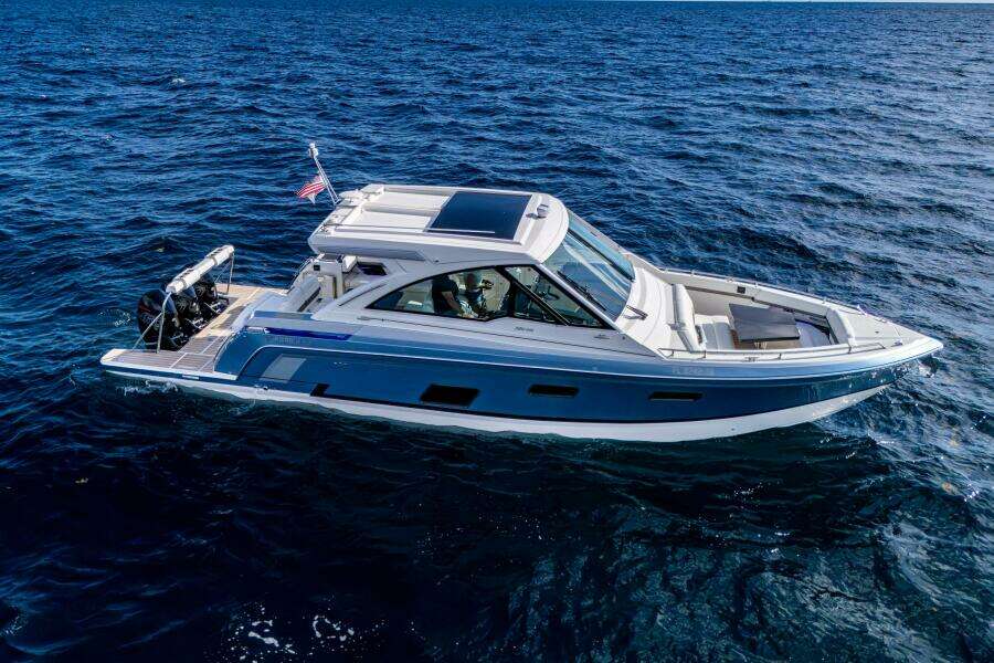 2022 Formula 380 ssc