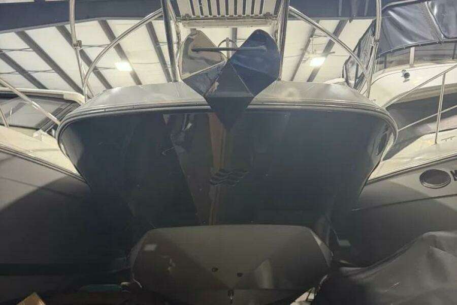 2022 Four Winns 355 Vista Coupe