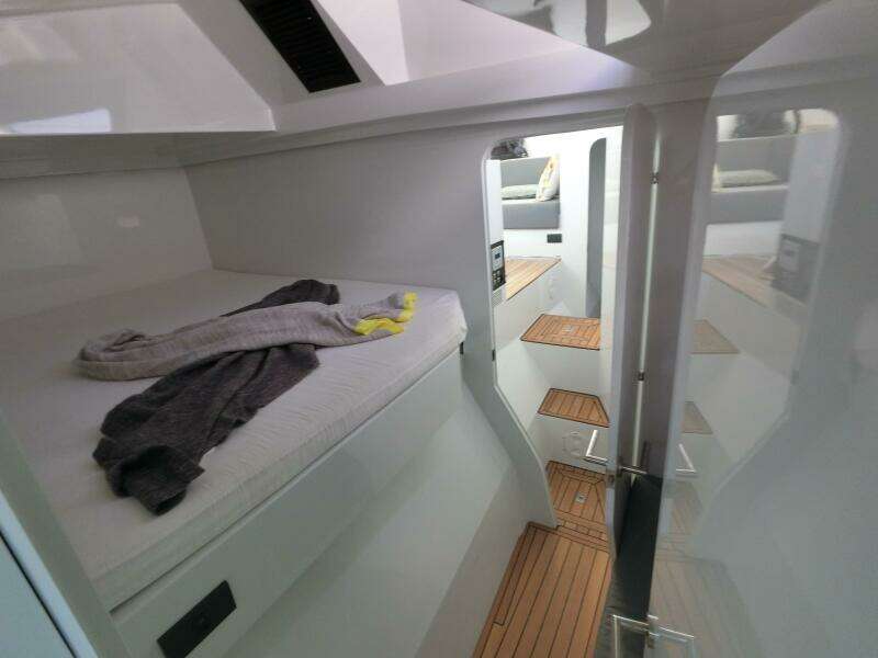 2017 Grainger Barefoot 40