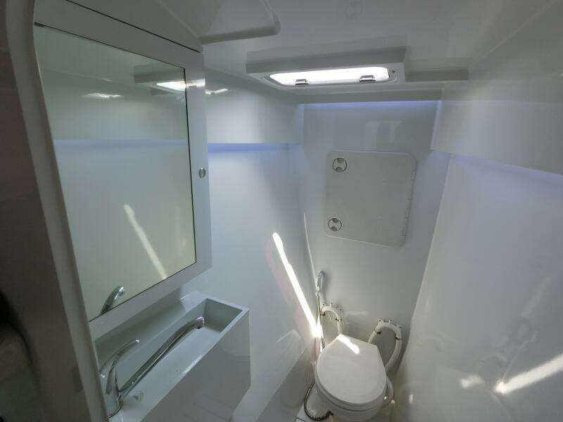 2017 Grainger Barefoot 40