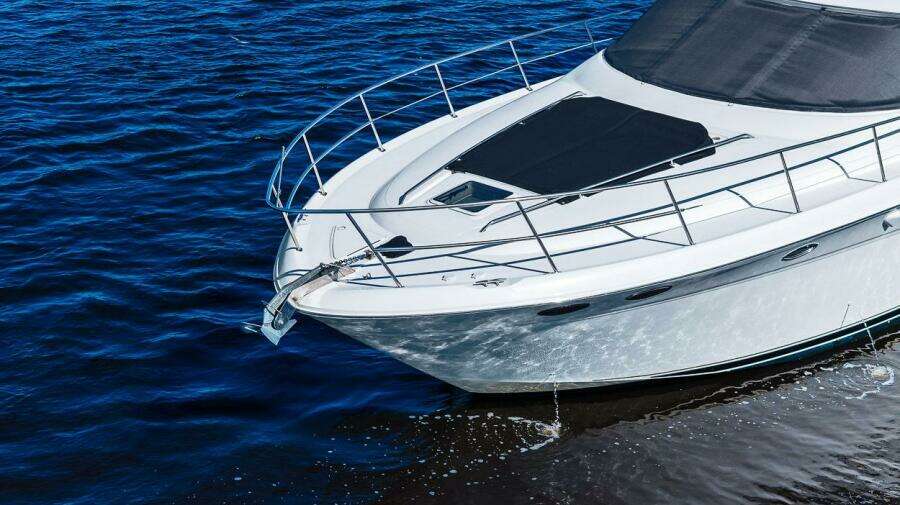 1998 Sea Ray 480 Sedan Bridge