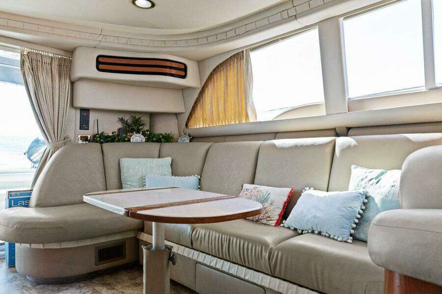 1998 Sea Ray 480 Sedan Bridge